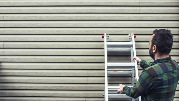 Custom Trim and Detailing for Siding in Hillcrest, CA