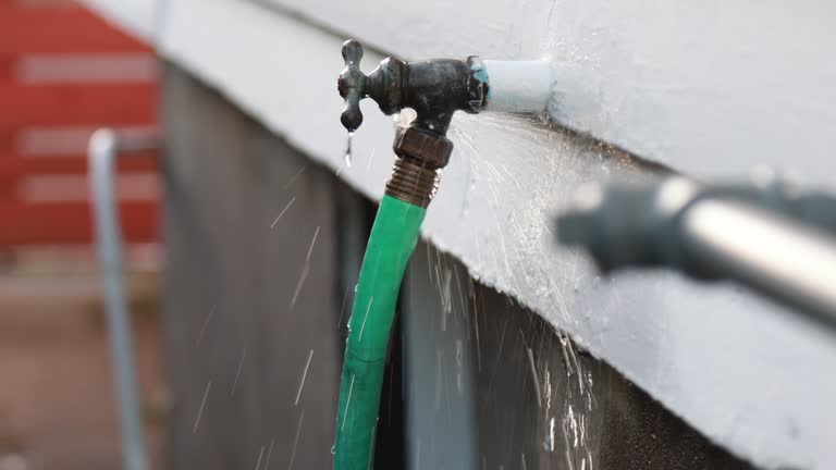 Best Residential Vinyl Siding Installation  in Hillcrest, CA